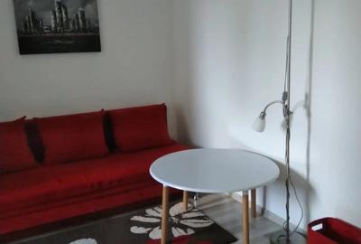Apartament cu 2 camere semidecomandat în Lipovei