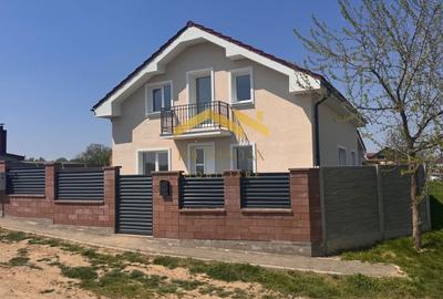 Casă individuală cu 5 camere cu Canalizare în Bucovăț (Remetea Mare) - 1