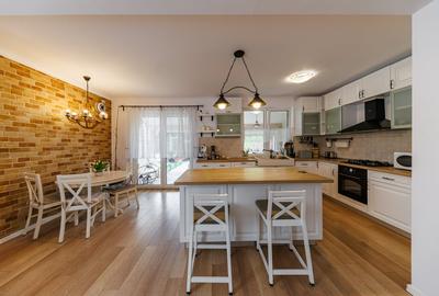 Duplex cu 5 camere cu Canalizare în Ciarda Roșie - 8