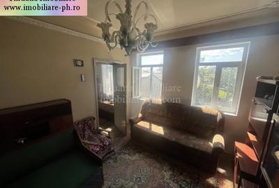 Casa de vanzare - Central - 2