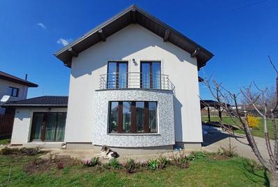 Casă cu 4 camere în Valea Lupului - 5