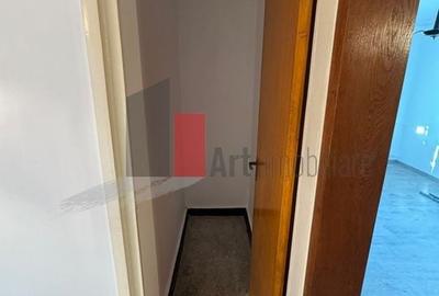 De vânzare – Apartament 3 camere, Sector 4 - 9