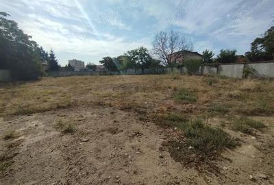 Casă cu 6 camere cu Teren 450 Mp în Central - 8