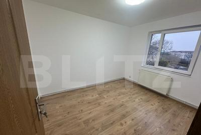 Apartament de vanzare, 50 mp, zona Micro 14 - 4