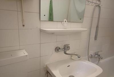 Garsonieră decomandată, mobilată în Nerva Traian - 3