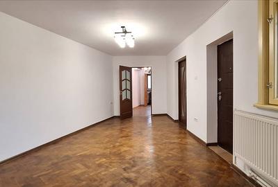 GARA CASA 3 CAMERE + DOUA CURTI RENOVATA GAZE IDEAL ACTIVITATI COMERCIALE - 9