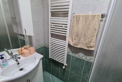 Casă cu 6 camere în Central