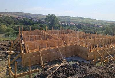 Teren de 1044 mp, în Breznița-Ocol