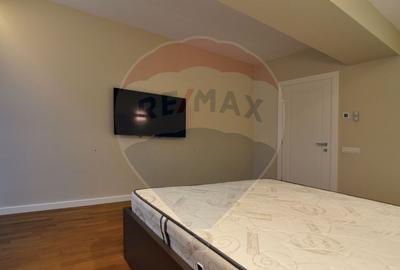 Apartament cu 3 camere semidecomandat în Bună Ziua - 12