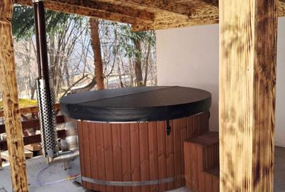 Casă cu 4 camere în Râu de Mori - 1