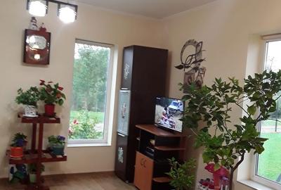 Casă cu 2 camere cu Teren 3500 Mp în Central - 7