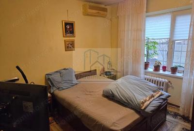 Apartament cu 3 camere decomandat în Olteniței - 1