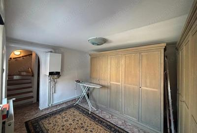 Casa cu 5 camere, in zona cenrala, spre vanzare, deosebita - 5