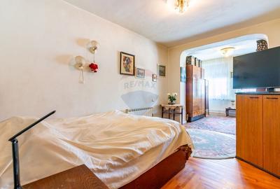 Casă cu 4 camere cu Teren 500 Mp în Giulești Sârbi - 13