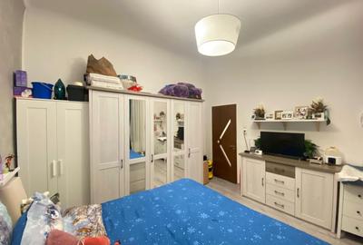 Apartament cu 2 camere semidecomandat, mobilat în Universitate