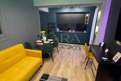 Apartament cu 3 camere semidecomandat, mobilat în Florești