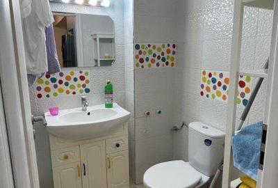 Apartament cu 3 camere în Roșu - 1