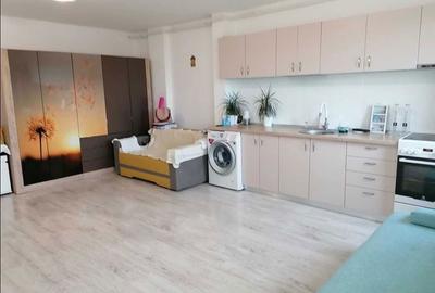 Apartament cu 2 camere semidecomandat în Florești
