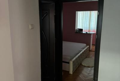 FALEZA NORD - REYNA 3 CAMERE DECOMANDAT MOBILAT, UTILAT, CENTRALA GAZ 650 EURO - 11
