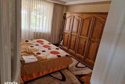 Casă cu 5 camere cu Teren 200 Mp în Central - 7