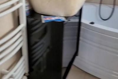 Casă cu 4 camere cu Teren 80 Mp în Central - 3