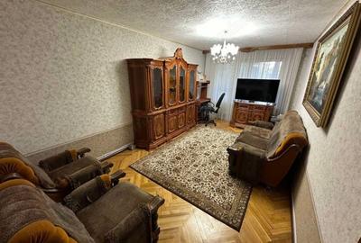 Apartament cu 3 camere decomandat în Tineretului - 2