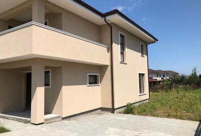 Casă individuală cu 4 camere cu Canalizare în Dezmir - 5