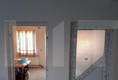 Casa 5 camere, 116 mp, teren, 250 mp, Utvin - 3