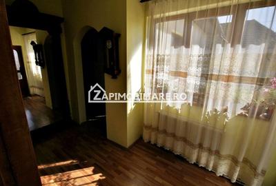 Casă individuală cu 3 camere cu Canalizare în Central - 9