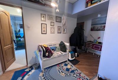 Apartament cu 4 camere decomandat în Central - 8