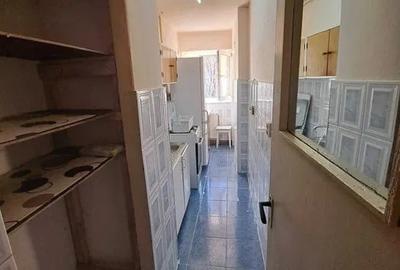 Garsonieră decomandată în 15 Noiembrie