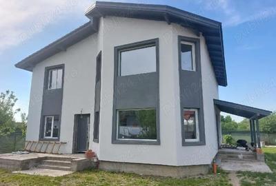 Casă cu Teren 520 Mp în Utvin - 3