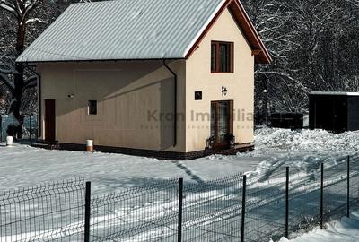 Casă cu 3 camere în Șirnea - 14