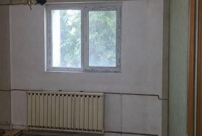 Apartament cu 4 camere decomandat în Aviației - 3