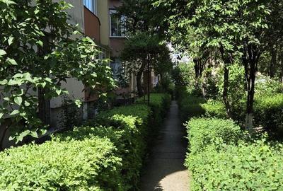 Apartament cu 3 camere decomandat în Central - 2