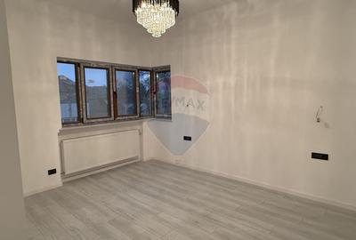 Apartament cu 3 camere semidecomandat în Dacia - 16