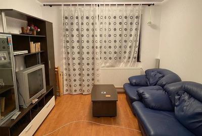 Apartament cu 2 camere decomandat în Platoul Izvor - 1