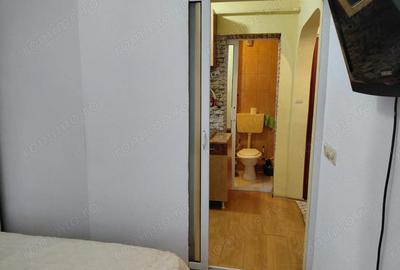 Apartament cu 2 camere decomandat în Micro 19 - 6