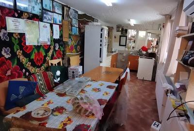 Casă cu 4 camere cu Teren 343 Mp în Central - 8