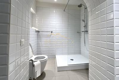 Apartament cu 6 camere decomandat, mobilat în Capitale - 34
