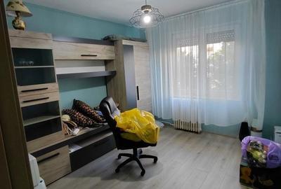 Apartament cu 3 camere decomandat în Roit - 6