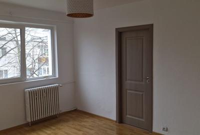 Apartament cu 2 camere nedecomandat în Malu Roșu - 2