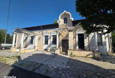 Casă cu Teren 163 Mp în Trivale - 1
