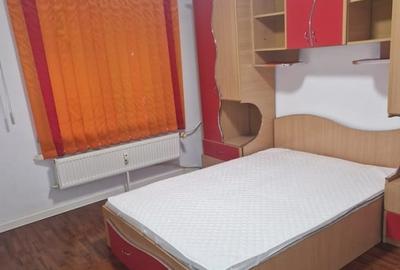 Apartament de 3 camere, spatios, parter - 5 min de Metrou Dristor - 2