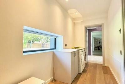 Villa with modern architecture, heated pool, 1000sqm yard, Iancu Nicolae area - 12