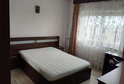 Apartament cu 3 camere semidecomandat în Satu Nou - 8