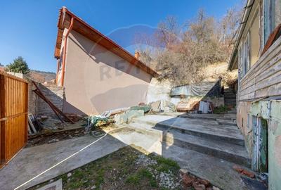 Casă cu 2 camere cu Teren 620 Mp în Schei - 13