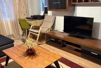 Apartament cu 3 camere decomandat în Cosâmbești - 4