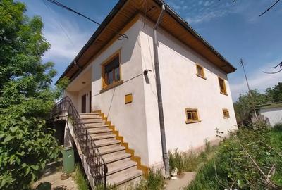 Casă cu 4 camere în Domnești - 3