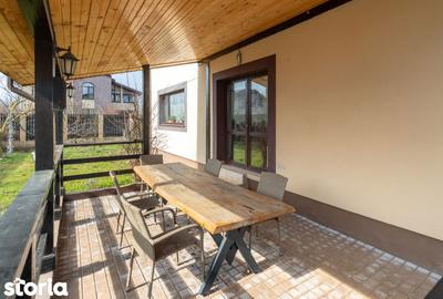 Casă cu 7 camere cu Garaj în Brănești - 19